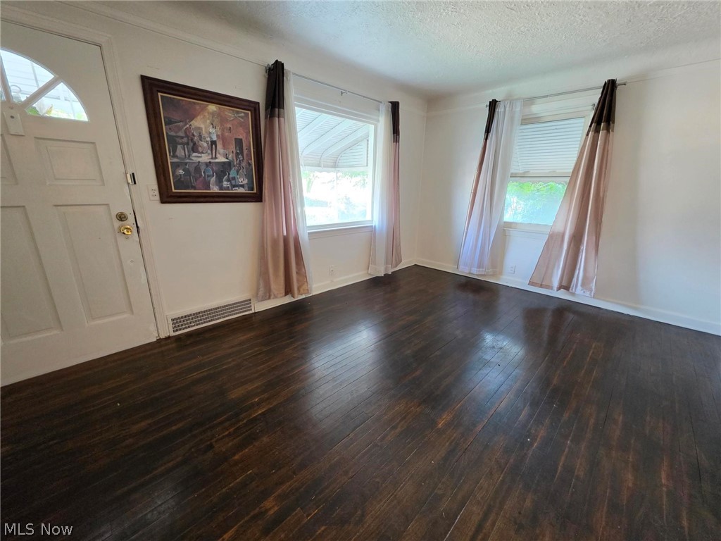 11107 Plymouth Avenue Garfield Heights OH 44125