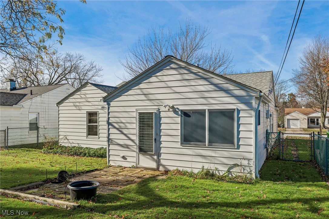 1123 Eastwood Avenue Mayfield Heights OH 44124