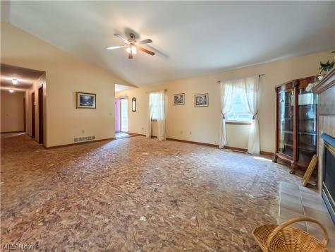 3566 Leonard Avenue SW Canton OH 44706