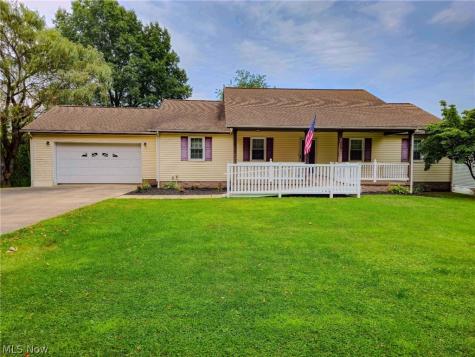 3566 Leonard Avenue SW Canton OH 44706