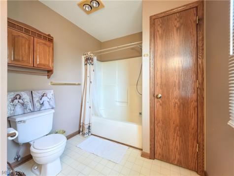 3566 Leonard Avenue SW Canton OH 44706