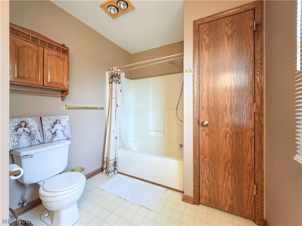 3566 Leonard Avenue SW Canton OH 44706