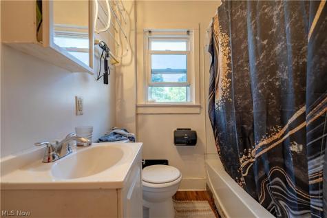 343 Madison Avenue Akron OH 44320