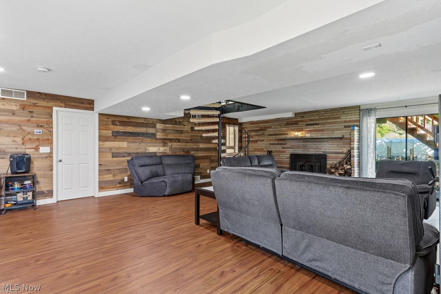 6885 Kepler Road Clinton OH 44216