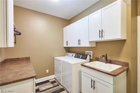 8595 Virginia Drive Westfield Center OH 44251
