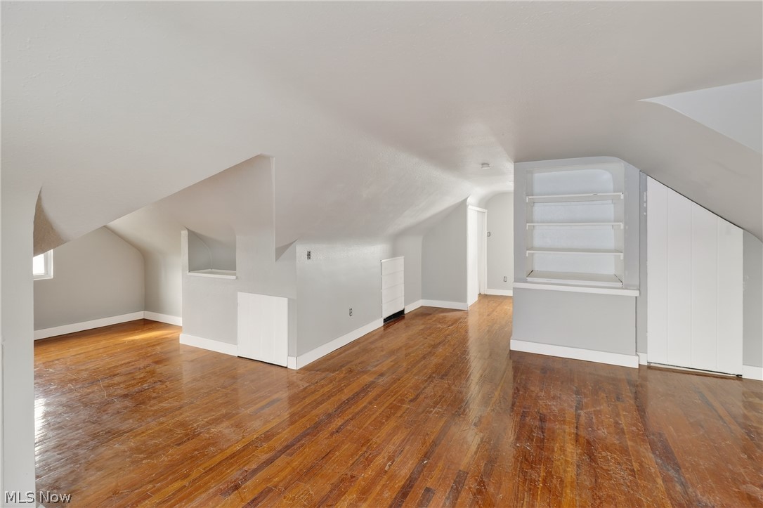 5571 Oakwood Avenue Maple Heights OH 44137