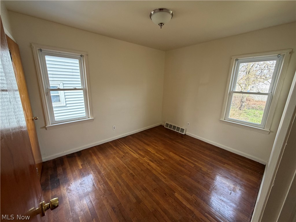 12510 Grimsby Avenue Cleveland OH 44135