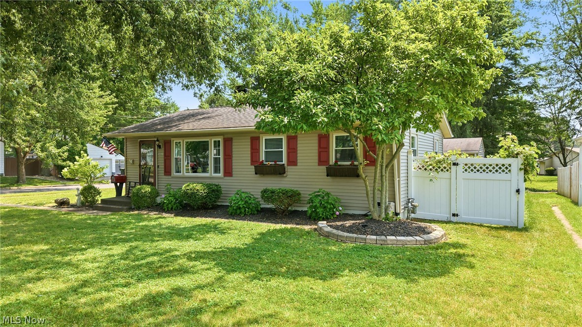 1799 Lemont Drive Poland OH 44514