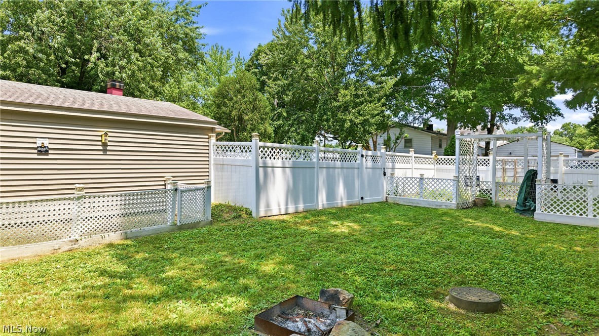 1799 Lemont Drive Poland OH 44514