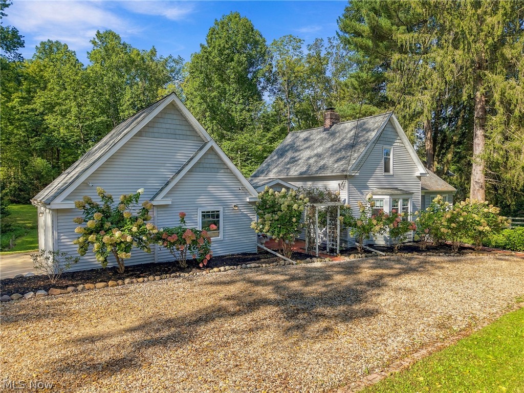 8145 Chagrin Road Chagrin Falls OH 44023