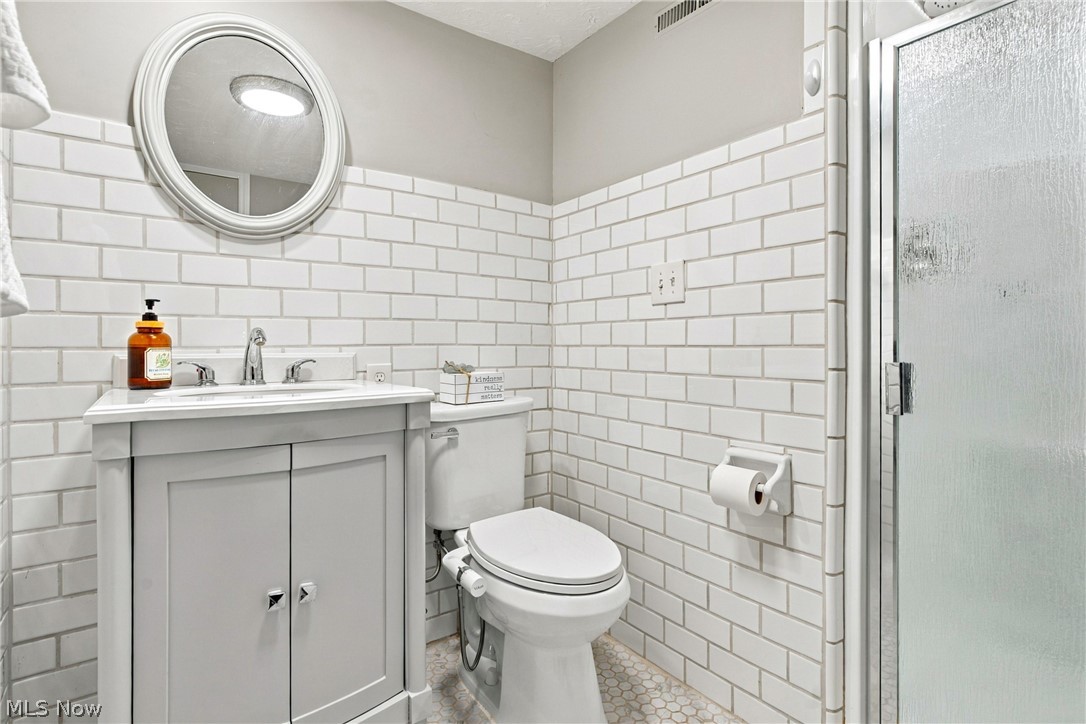 8145 Chagrin Road Chagrin Falls OH 44023