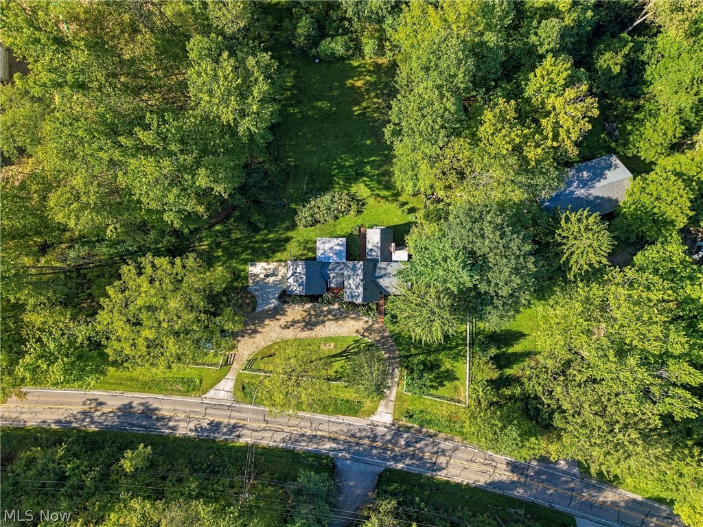 8145 Chagrin Road Chagrin Falls OH 44023
