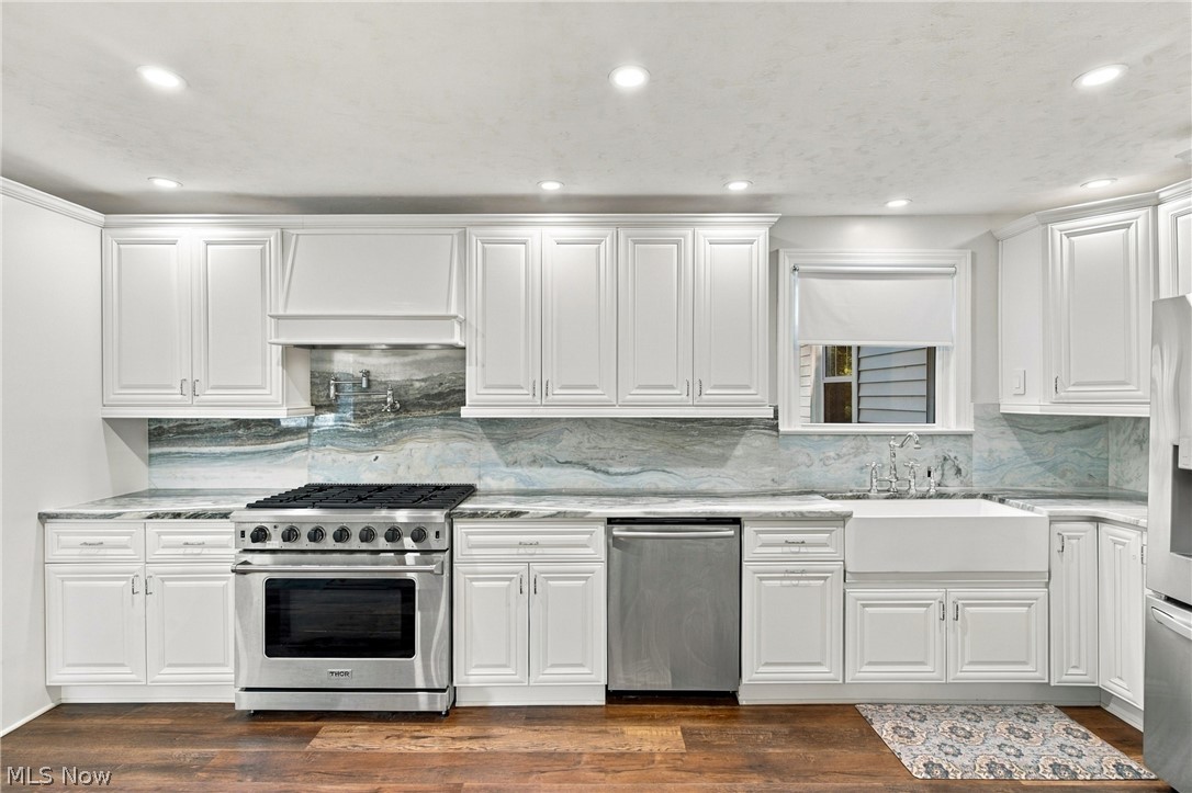 8145 Chagrin Road Chagrin Falls OH 44023