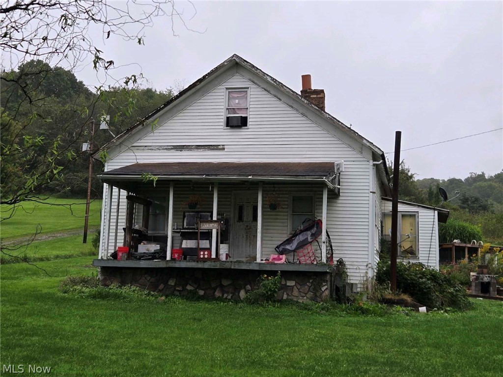 7849 State Route 800 SE Uhrichsville OH 44683