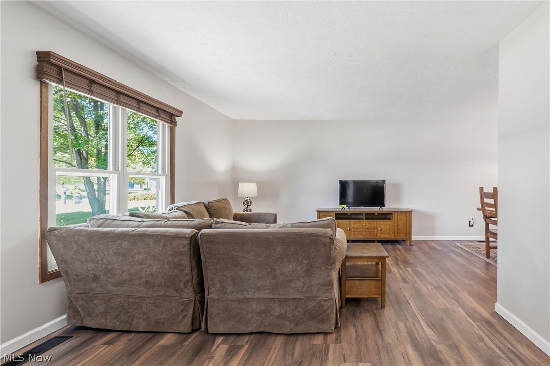 9893 Plum Brook Lane Strongsville OH 44149