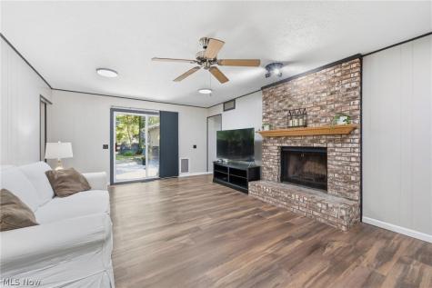 9893 Plum Brook Lane Strongsville OH 44149