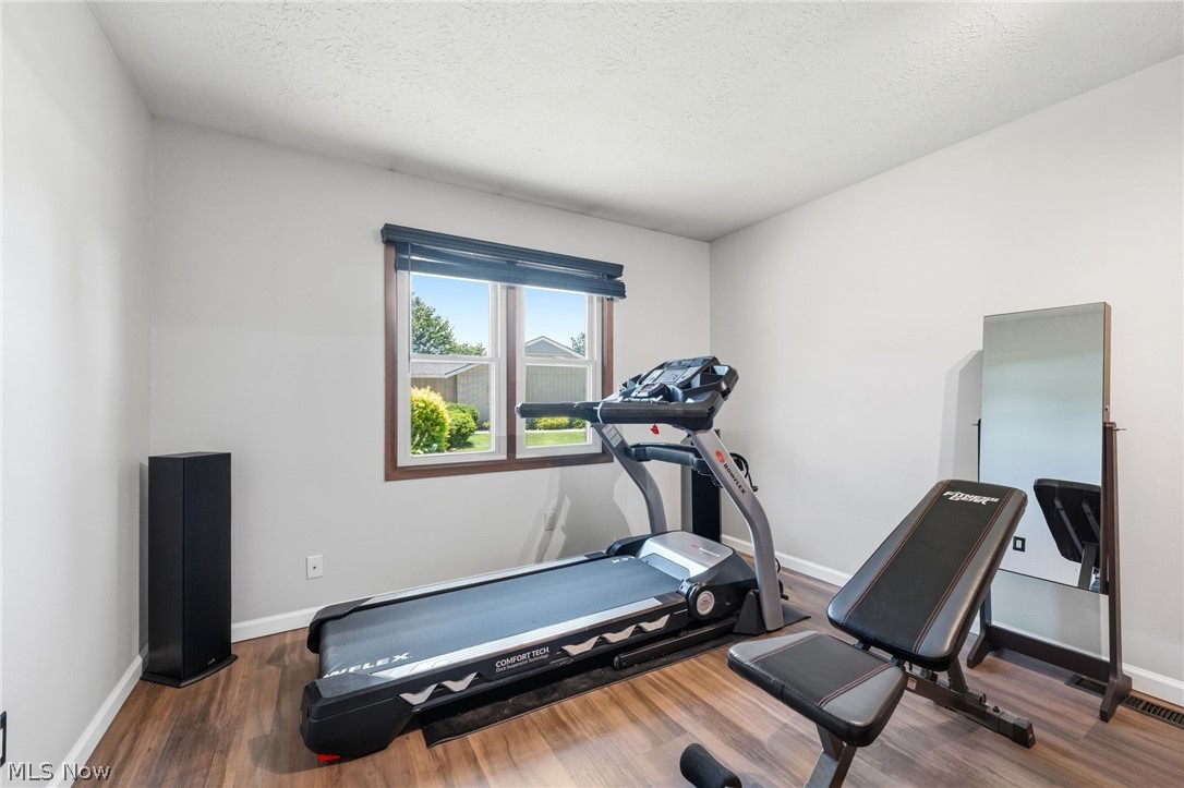 9893 Plum Brook Lane Strongsville OH 44149