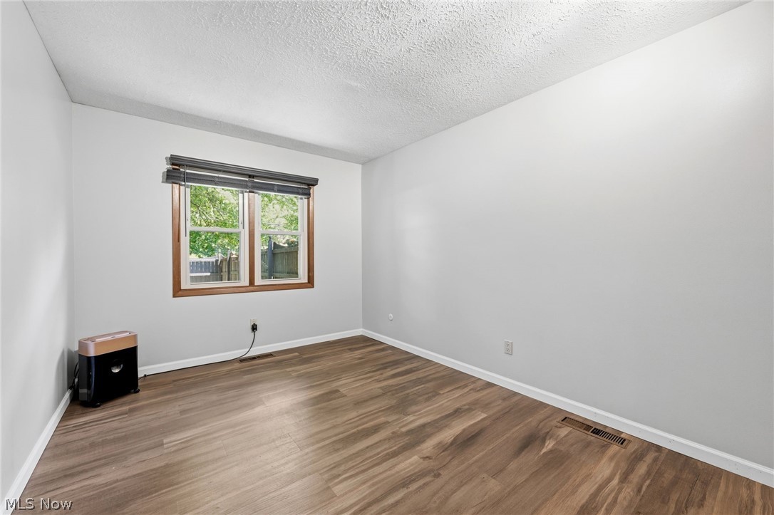 9893 Plum Brook Lane Strongsville OH 44149