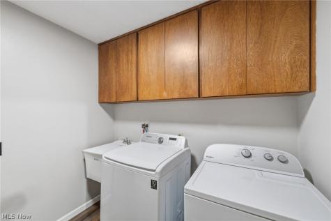 9893 Plum Brook Lane Strongsville OH 44149