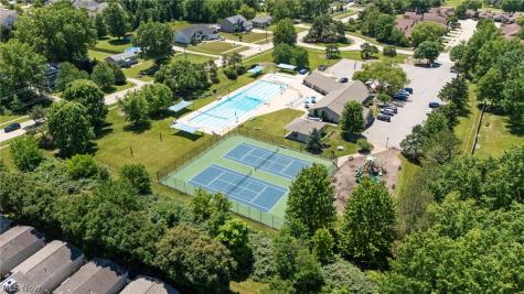9893 Plum Brook Lane Strongsville OH 44149