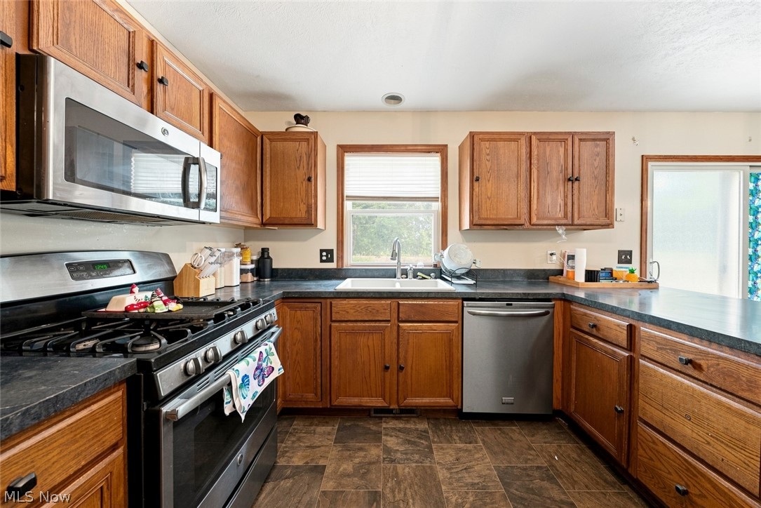 8000 N Oak Tree Drive Lorain OH 44053