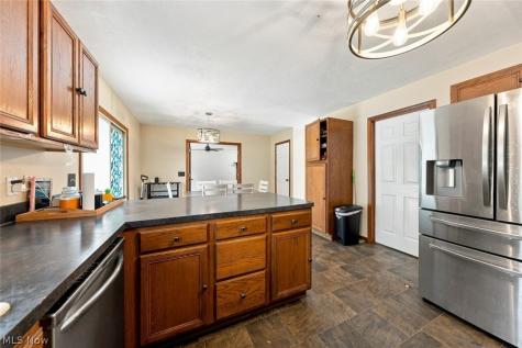 8000 N Oak Tree Drive Lorain OH 44053