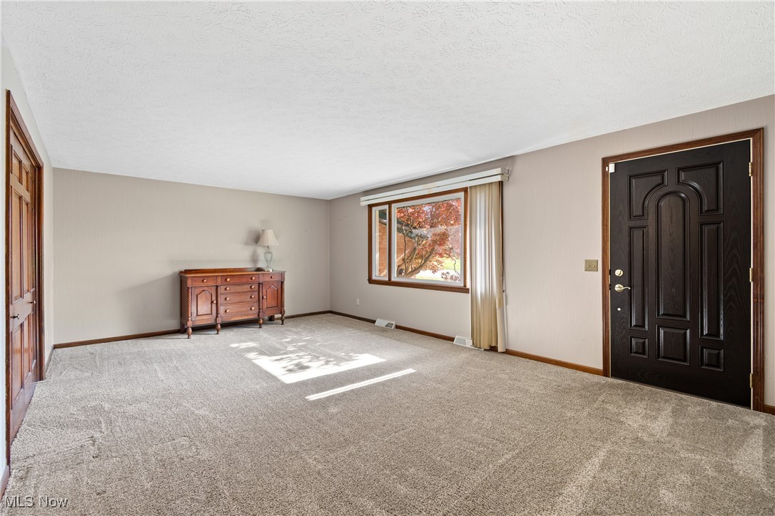 3040 Sheila Street NW Massillon OH 44646