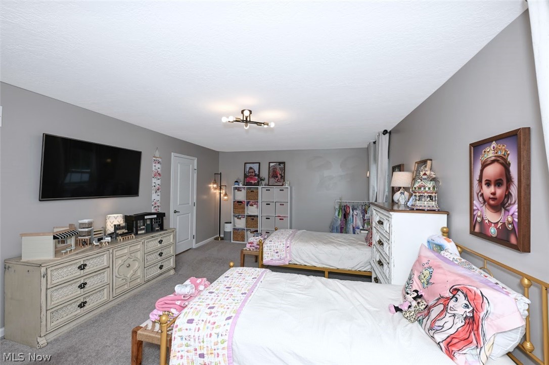 3021 Stonehurst Road Uniontown OH 44685