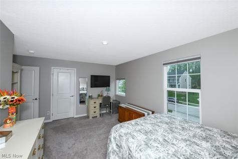 3021 Stonehurst Road Uniontown OH 44685