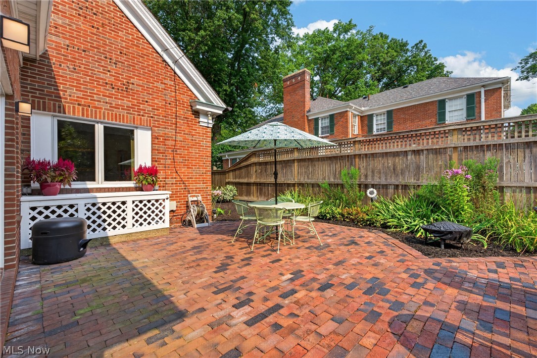 589 Ridgecrest Road Akron OH 44303