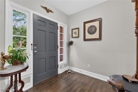 589 Ridgecrest Road Akron OH 44303