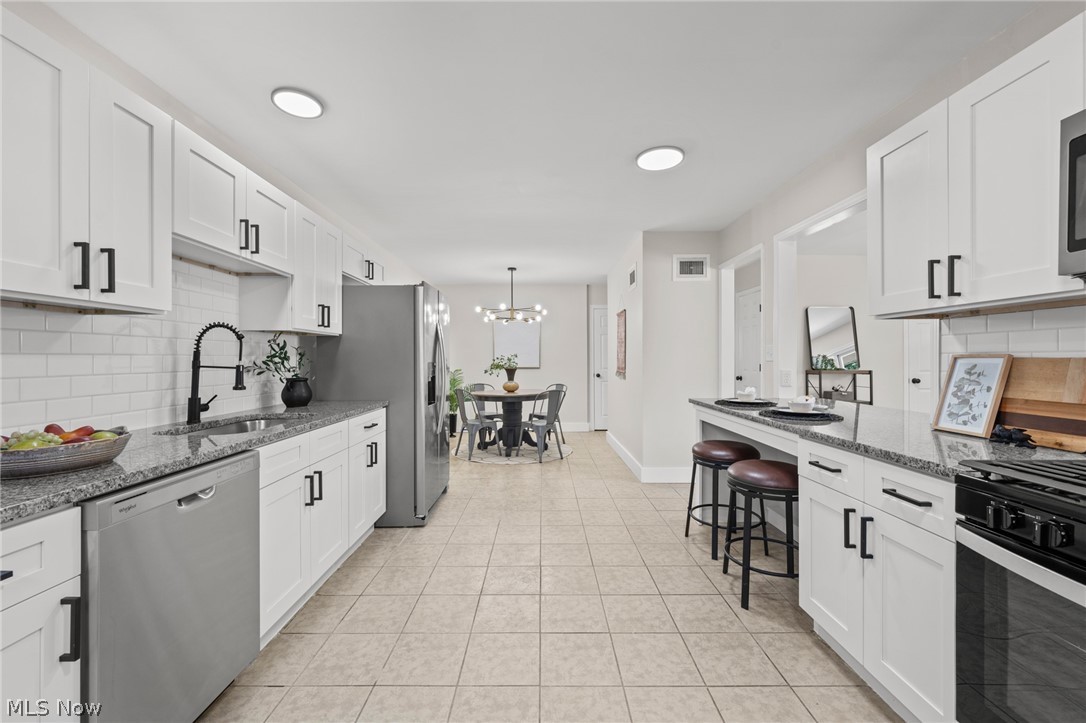 2221 Maxine Avenue NE Canton OH 44705