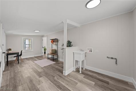 2221 Maxine Avenue NE Canton OH 44705