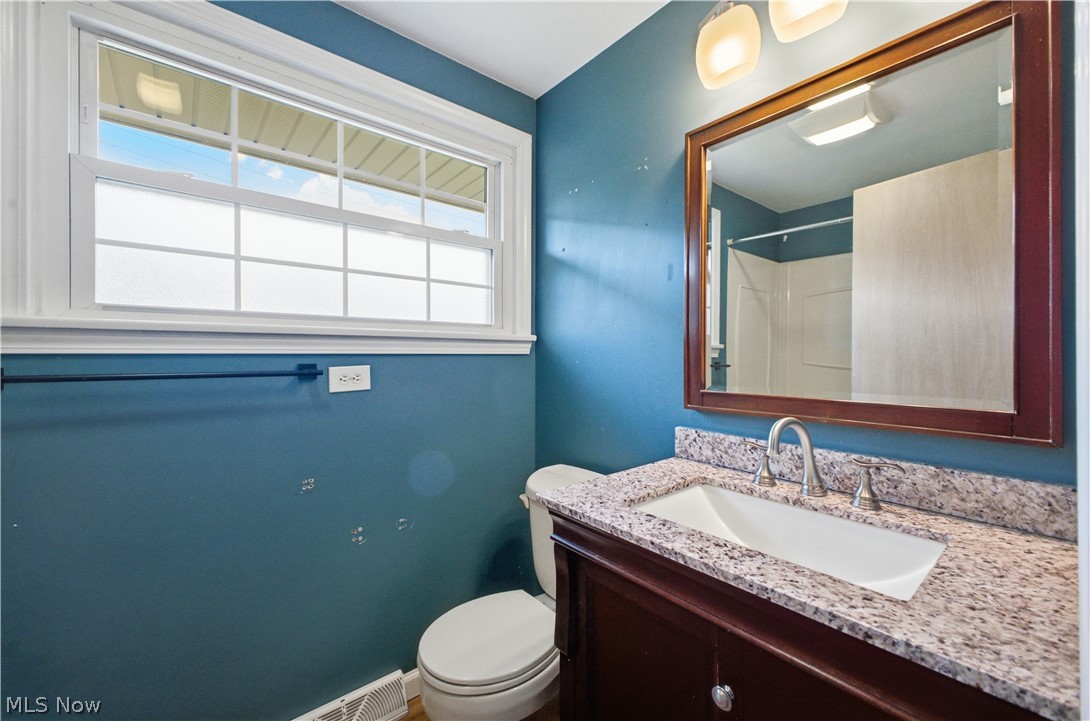 236 Manor Drive Columbiana OH 44408