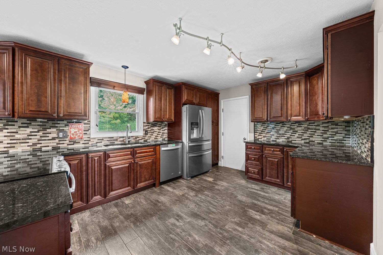 32575 Arthur Road Solon OH 44139