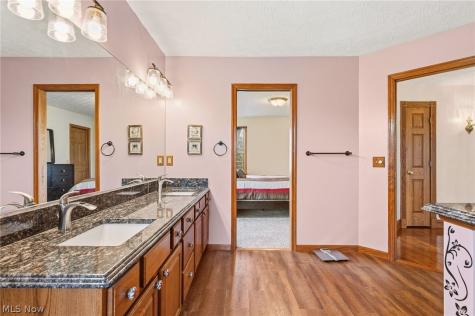 548 Appomattox Court Lagrange OH 44050