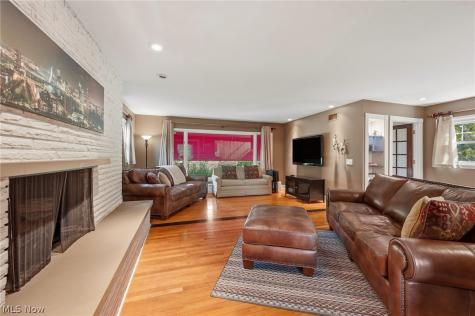 1440 Lewis Drive Lakewood OH 44107