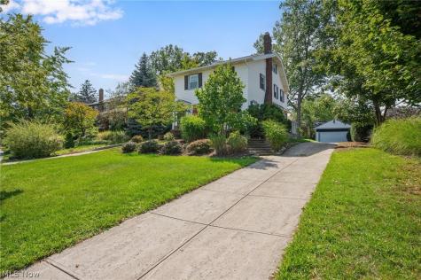 1440 Lewis Drive Lakewood OH 44107