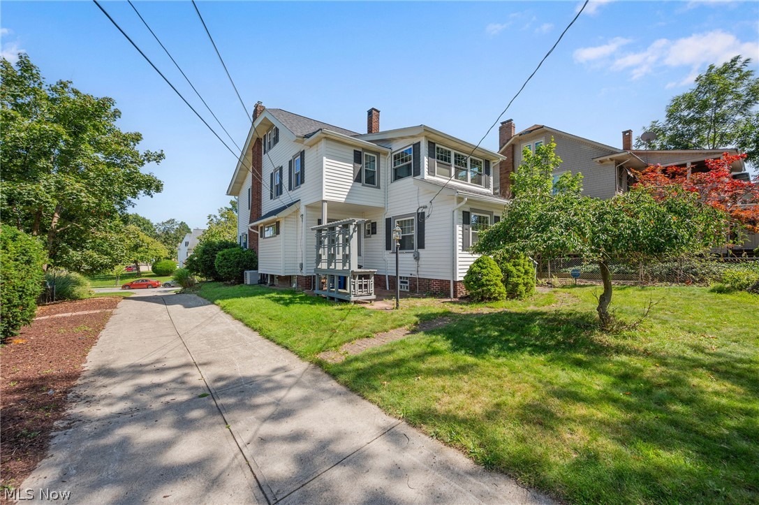 1440 Lewis Drive Lakewood OH 44107