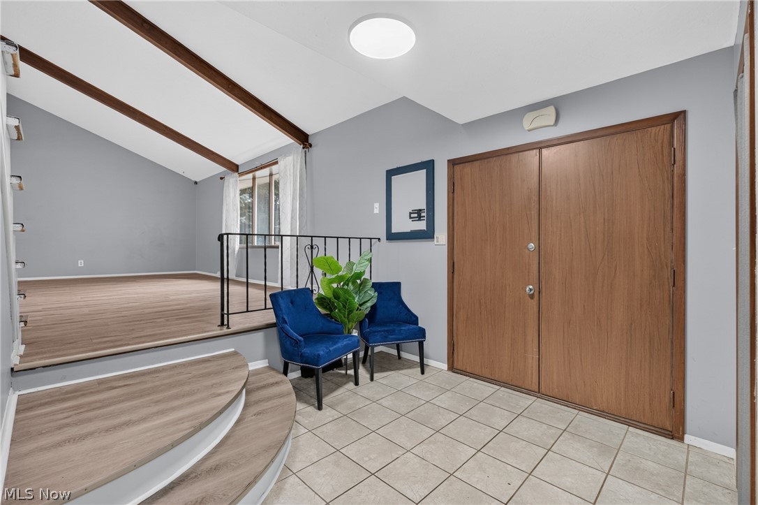 4865 Foxlair Trail Richmond Heights OH 44143