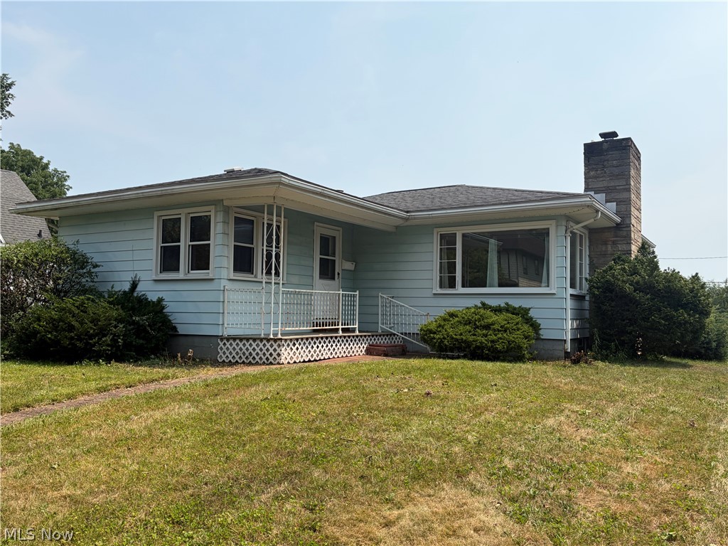 404 Jackson Avenue NE Brewster OH 44613
