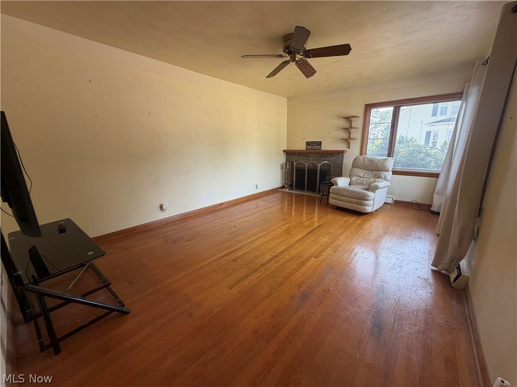 404 Jackson Avenue NE Brewster OH 44613