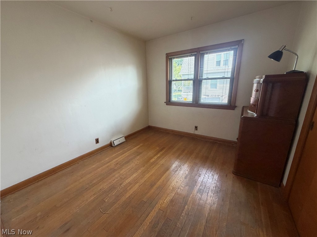 404 Jackson Avenue NE Brewster OH 44613