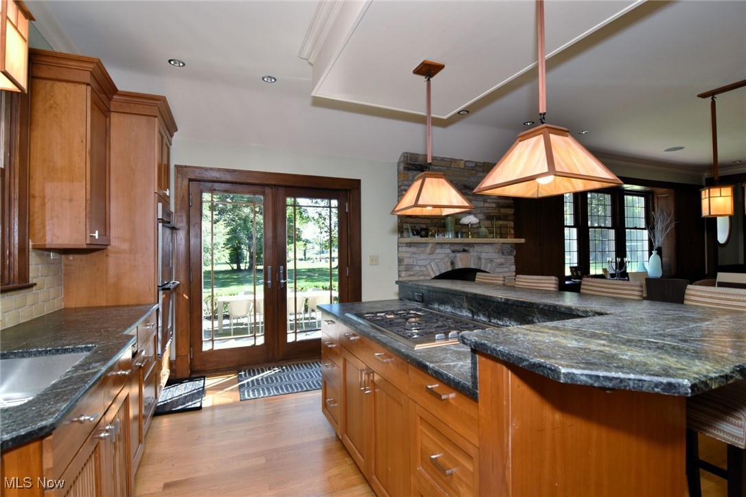 1688 Oakwood Drive Cleveland Heights OH 44121