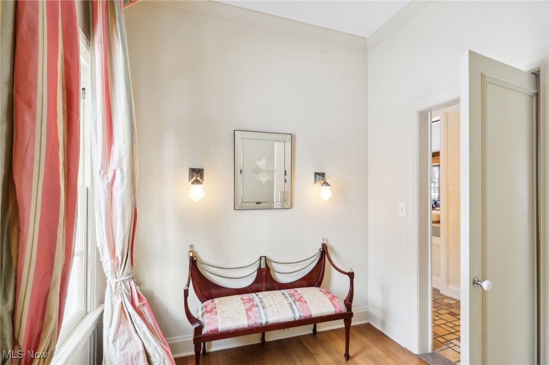 1688 Oakwood Drive Cleveland Heights OH 44121