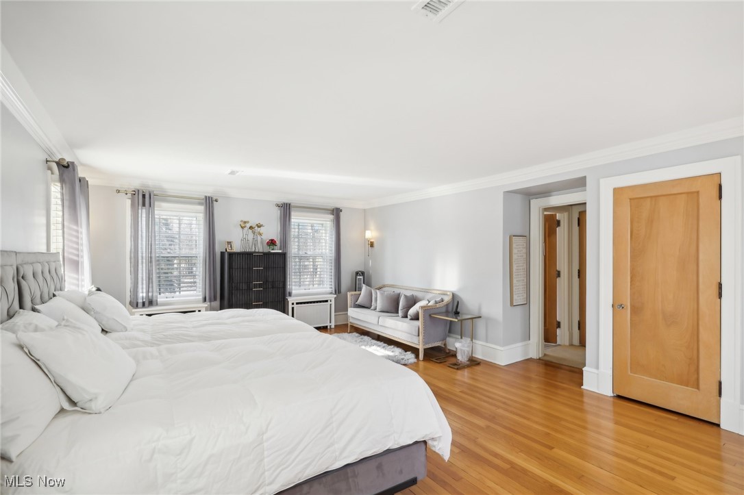 1688 Oakwood Drive Cleveland Heights OH 44121