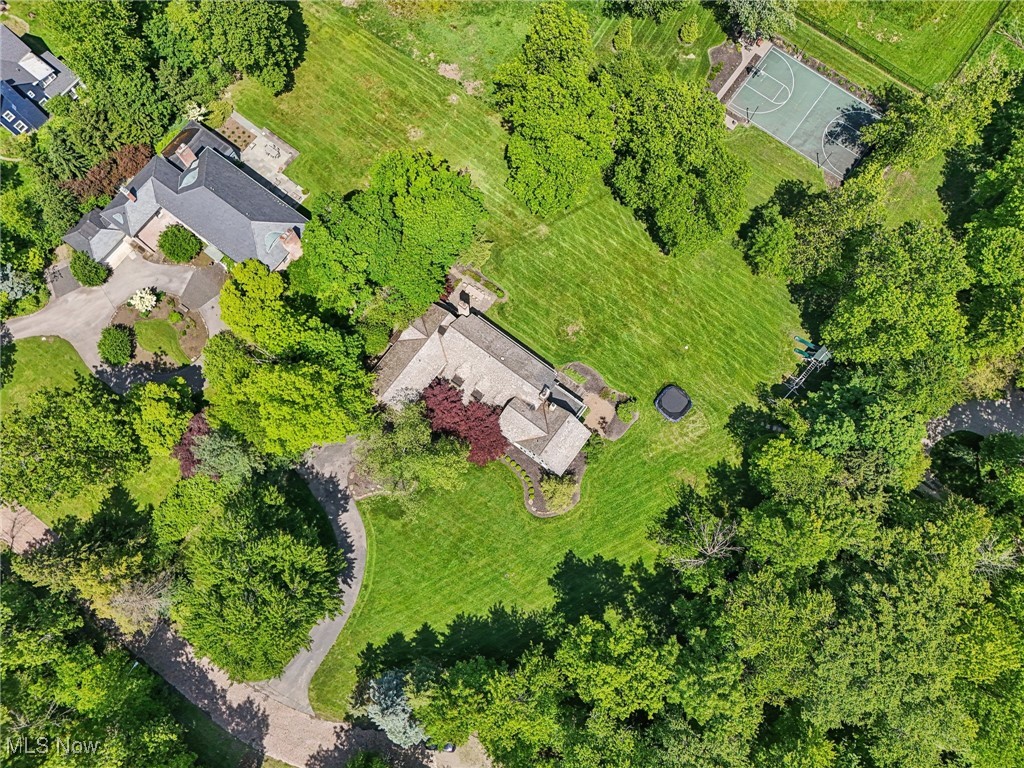 1688 Oakwood Drive Cleveland Heights OH 44121