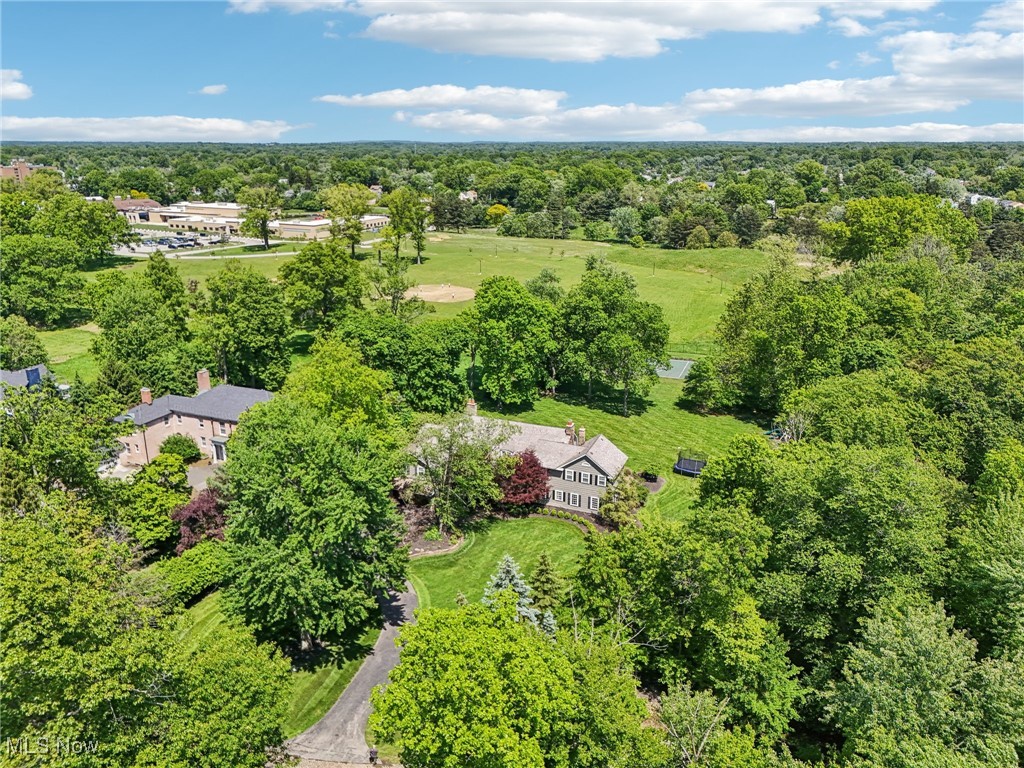 1688 Oakwood Drive Cleveland Heights OH 44121