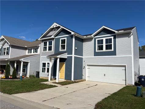 473 Auld Farm Circle Akron OH 44320