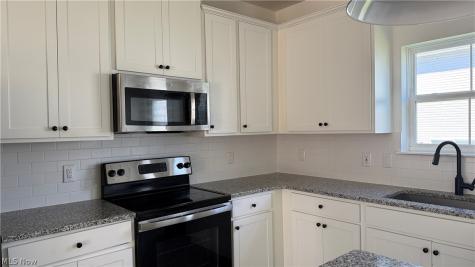 473 Auld Farm Circle Akron OH 44320